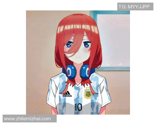 三玖与足球明星亲密合照高清瞬间展现青春活力与运动魅力 三玖与足球明星亲密合照高清瞬间展现青春活力与运动魅力